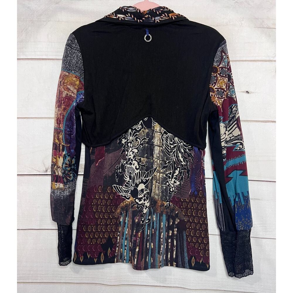 Save The Queen Top Size XL Unique Fun Black Lots of Details - Picture 2 of 8